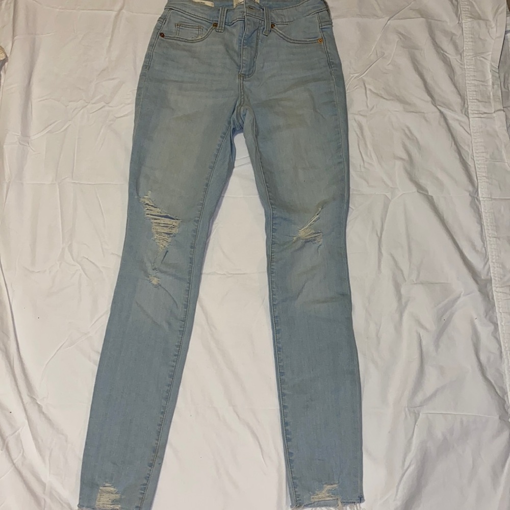 High rise skinny jeans light blue, never worn